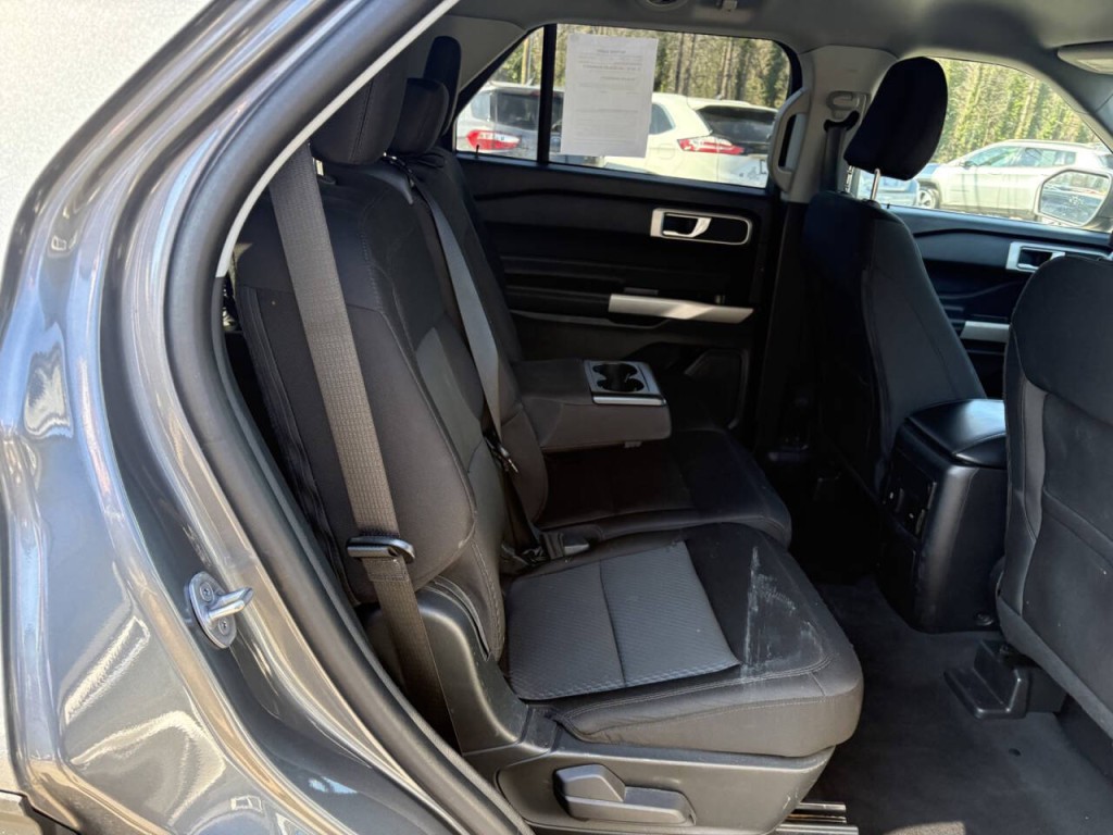 2022 Ford Explorer Image 32