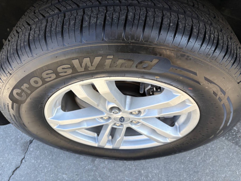 2022 Ford Explorer Image 38