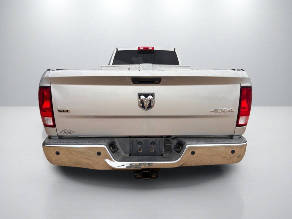 2016 RAM 3500 Image 6