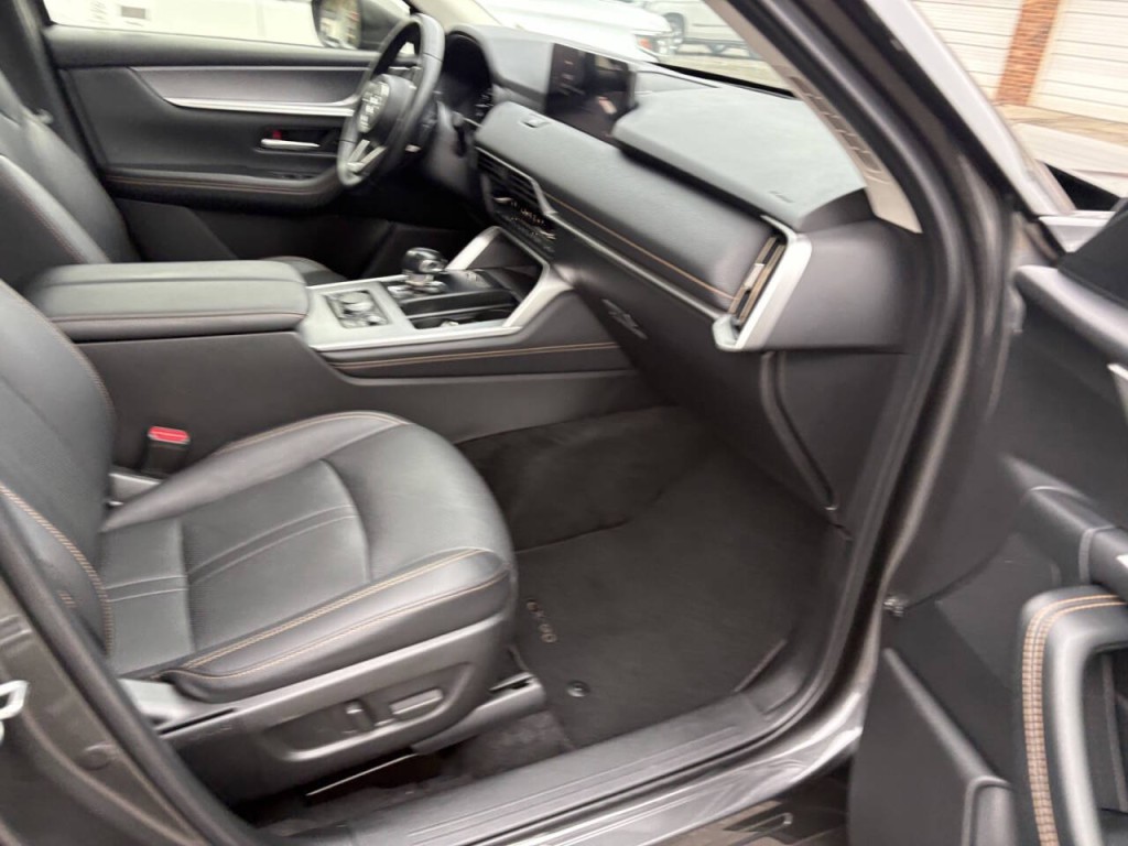 2025 Mazda CX-9 Image 32
