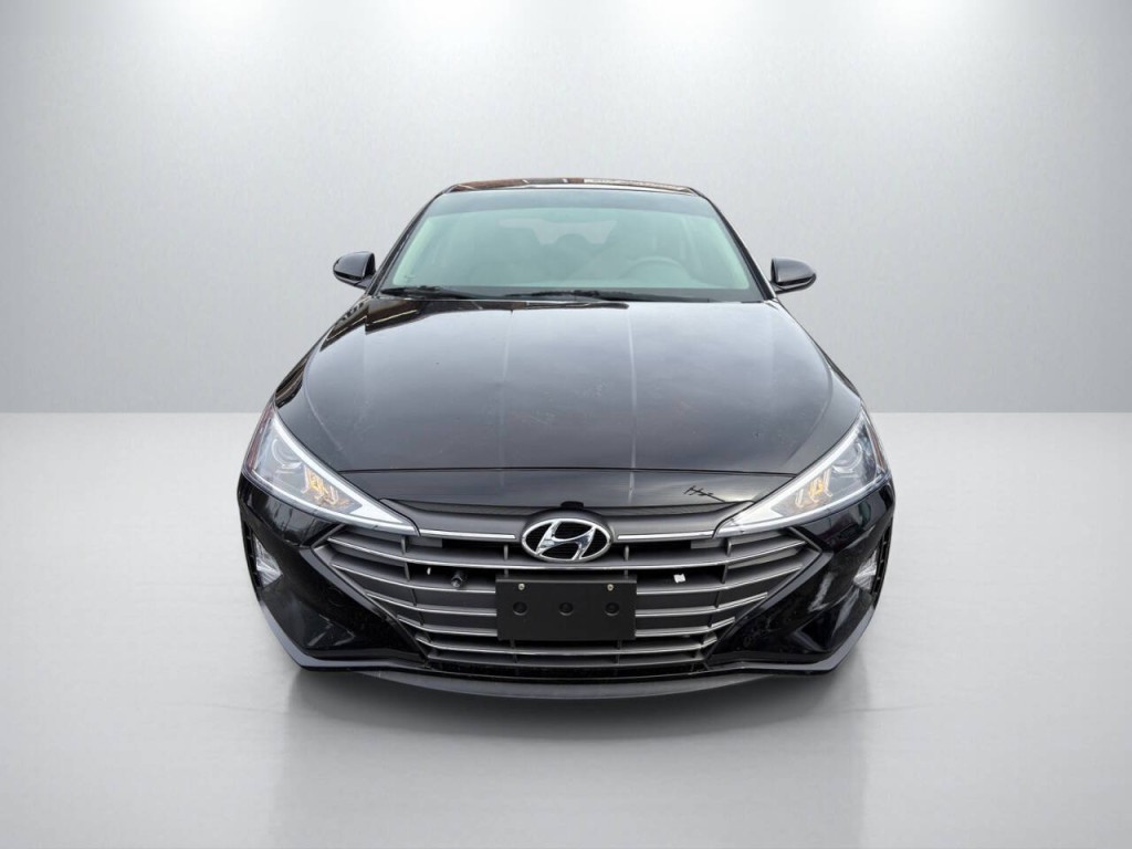 2019 Hyundai Elantra Image 2
