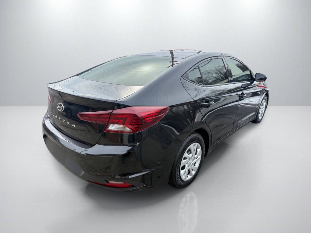 2019 Hyundai Elantra Image 7