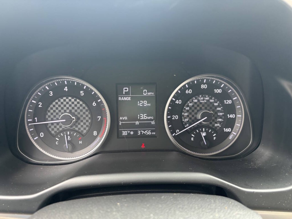 2019 Hyundai Elantra Image 15