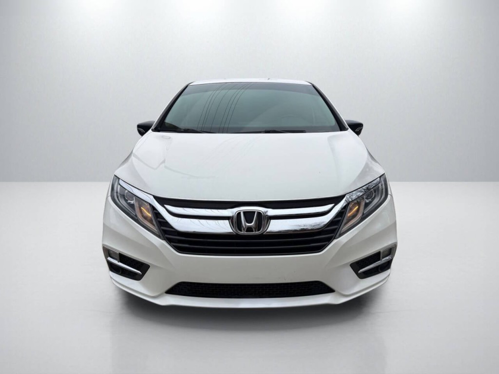 2019 Honda Odyssey Image 2