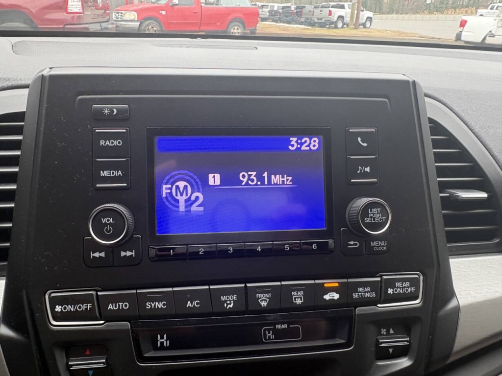 2019 Honda Odyssey Image 15