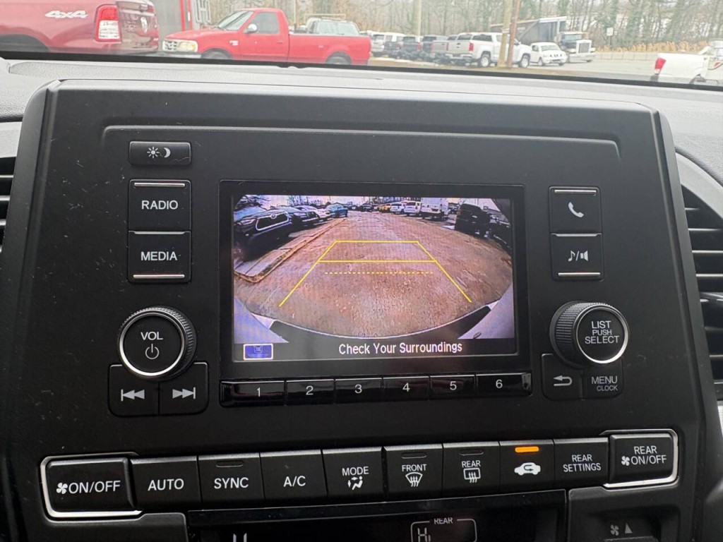 2019 Honda Odyssey Image 16