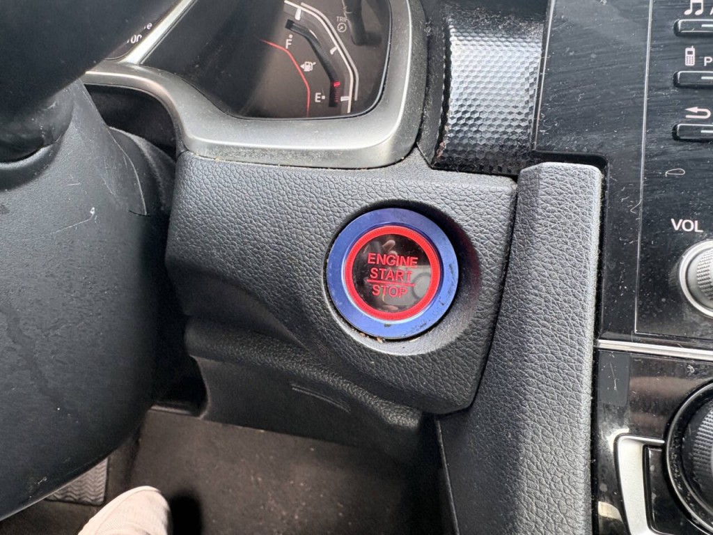 2019 Honda Civic Image 16