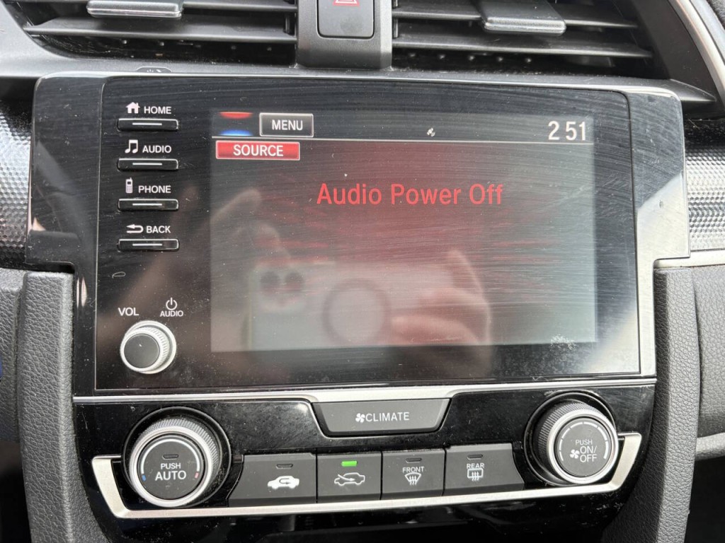 2019 Honda Civic Image 17