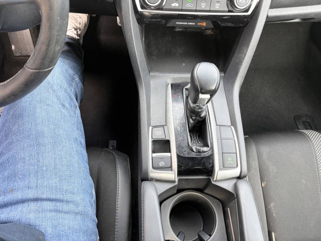 2019 Honda Civic Image 19