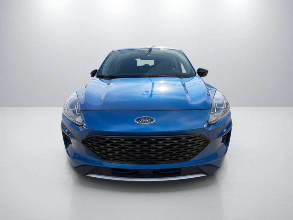 2020 Ford Escape Image 2