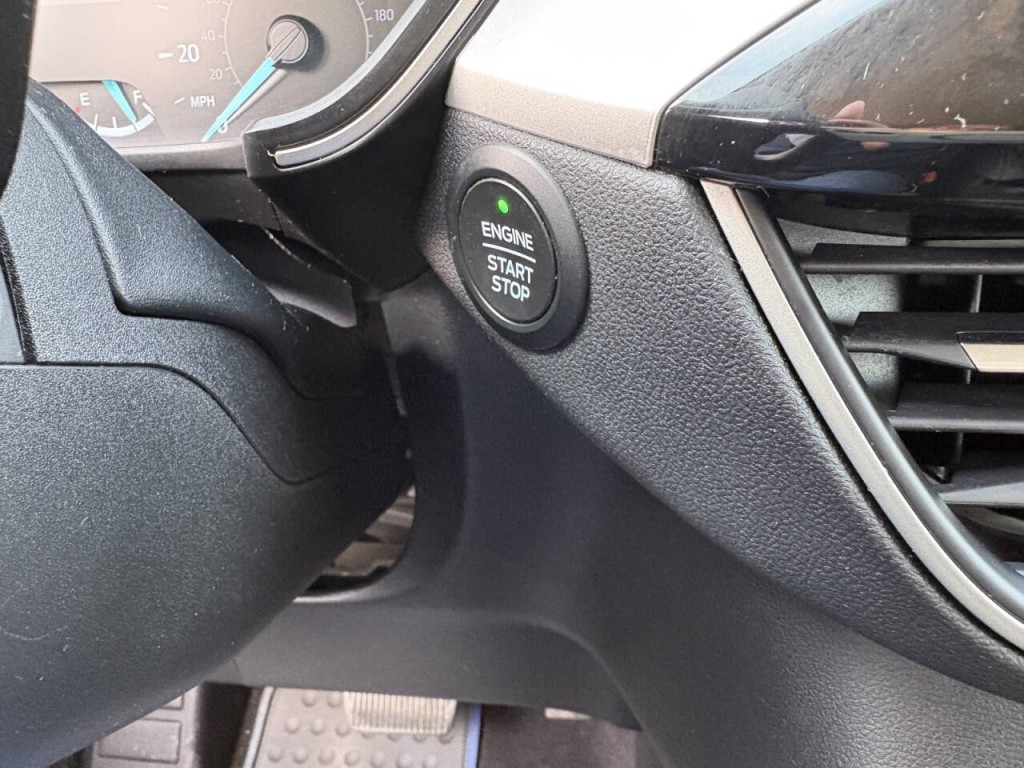 2020 Ford Escape Image 15