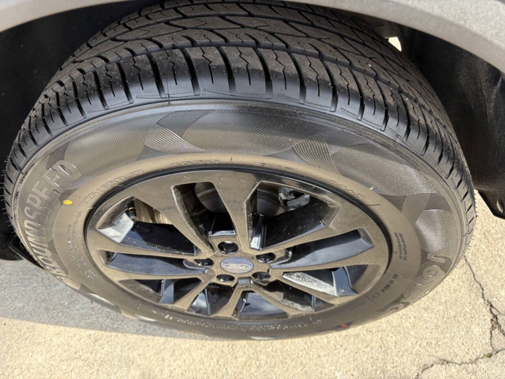 2020 Ford Escape Image 32