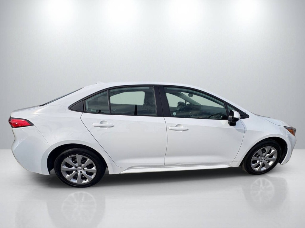 2024 Toyota Corolla Image 8