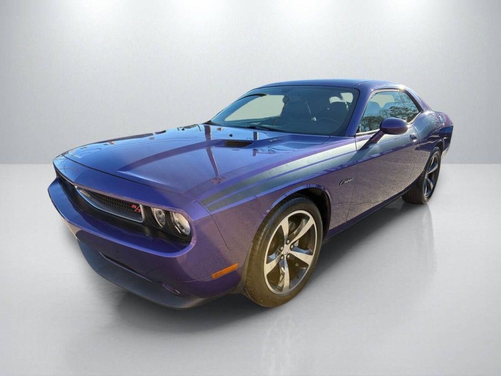 2014 Dodge Challenger Image 3