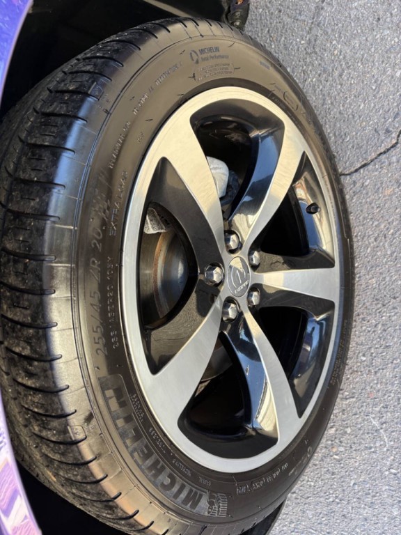 2014 Dodge Challenger Image 27