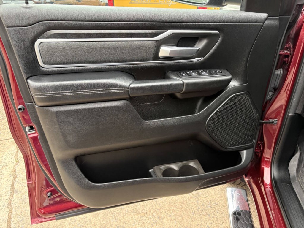 2019 RAM 1500 Image 9