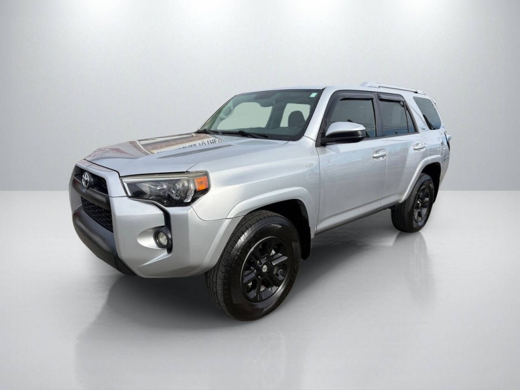 2016 Toyota 4Runner Image 3