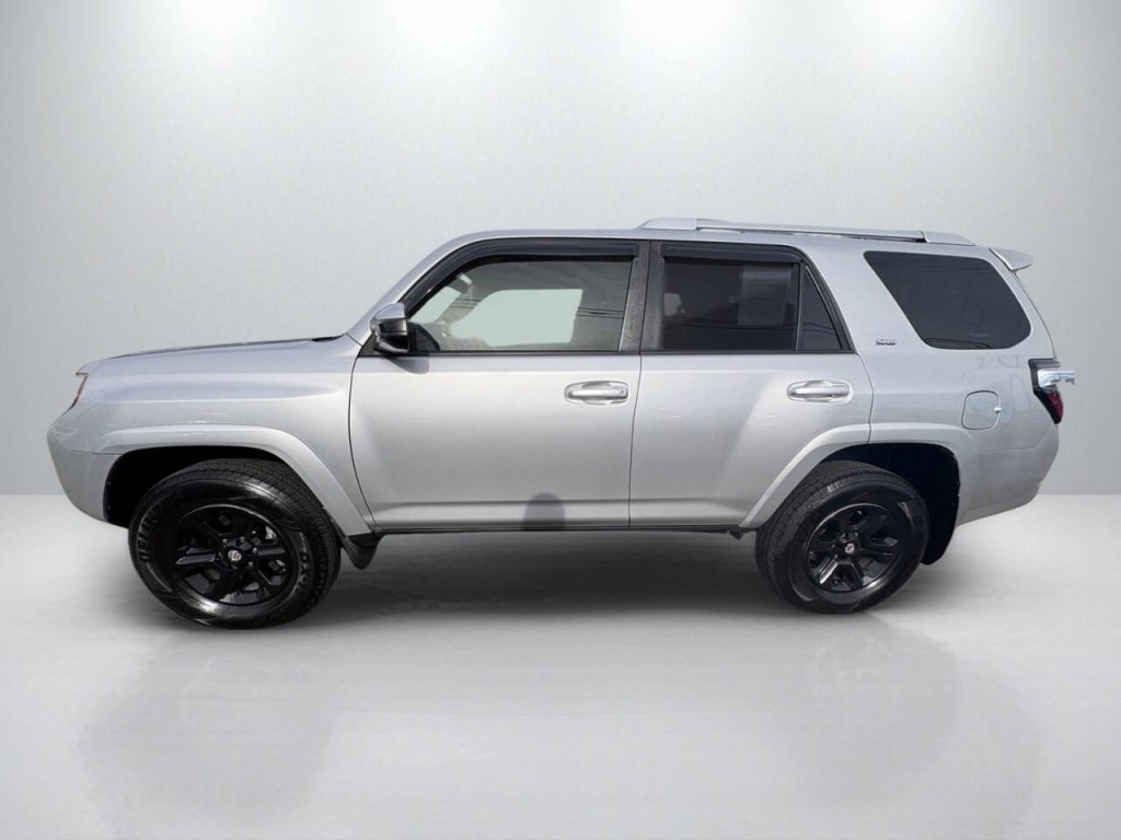 2016 Toyota 4Runner Image 4