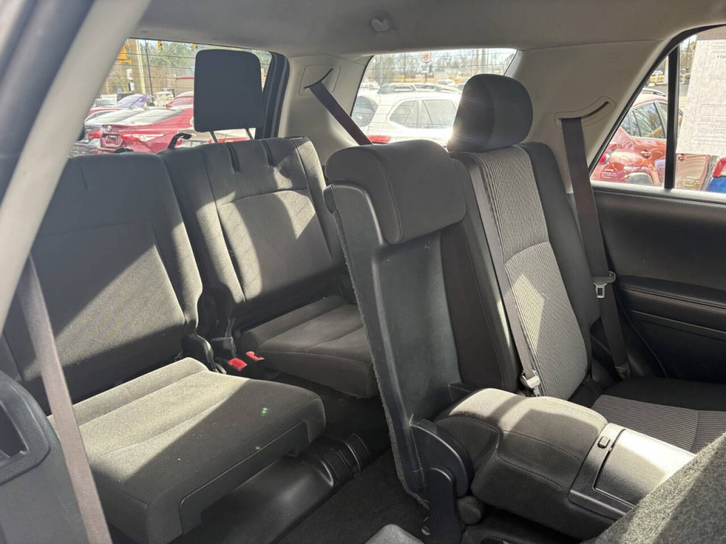 2016 Toyota 4Runner Image 25