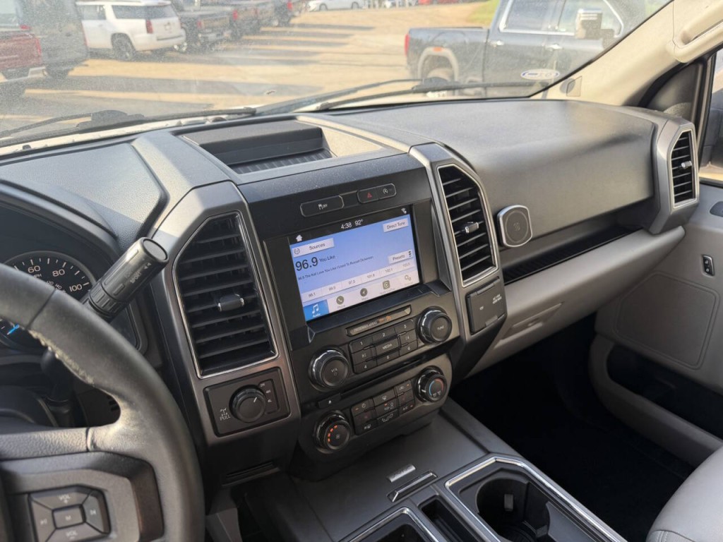 2017 Ford F-150 Image 22