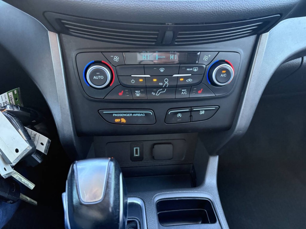 2018 Ford Escape Image 19