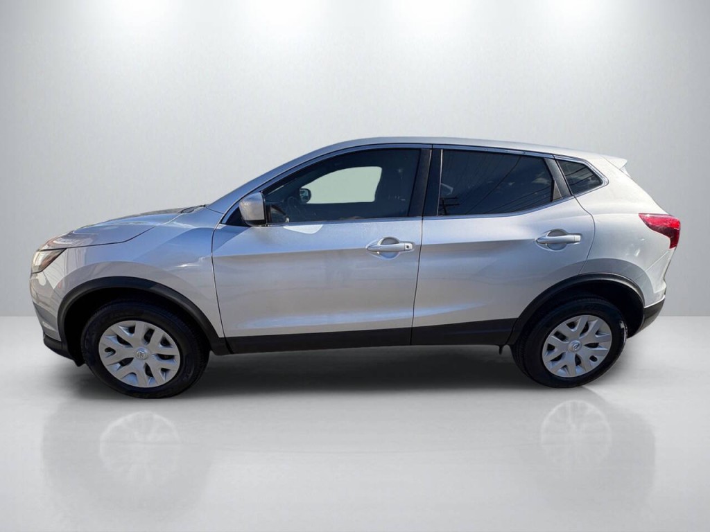 2018 Nissan Rogue Image 4