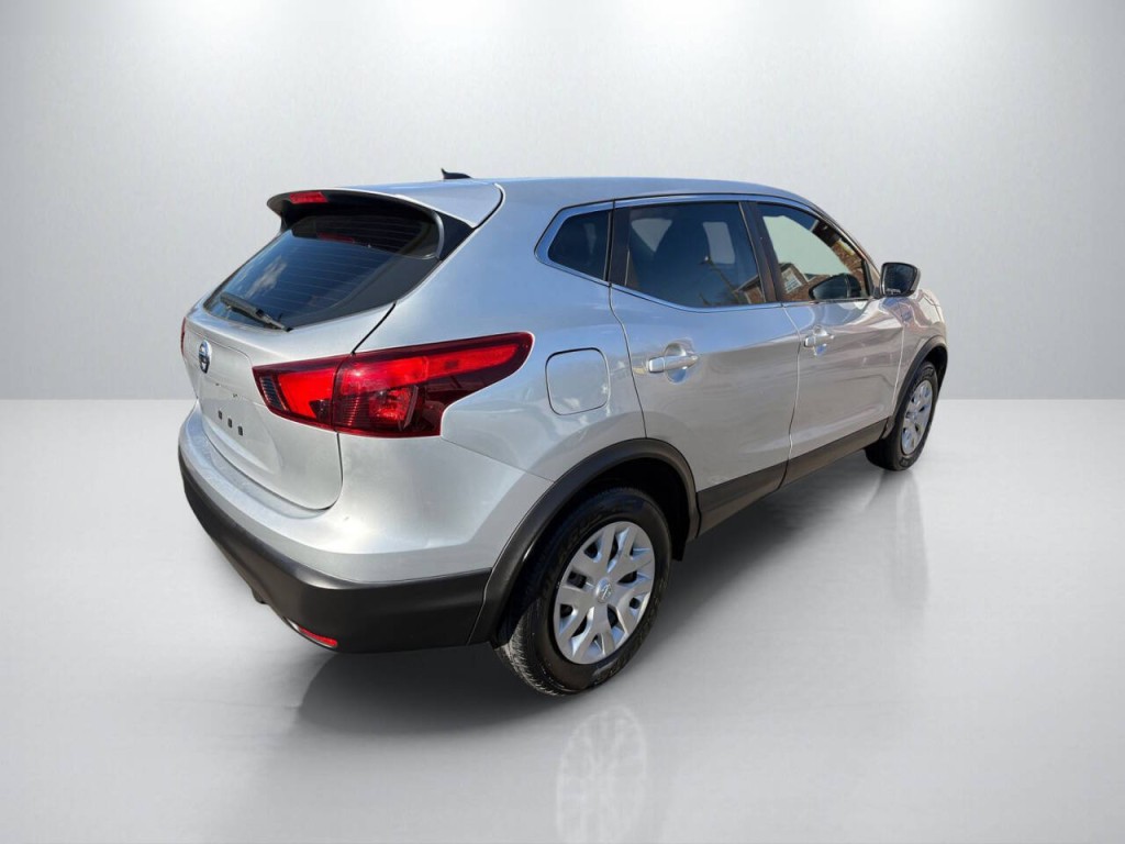 2018 Nissan Rogue Image 7