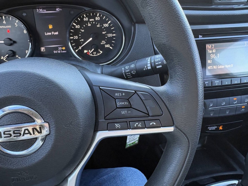 2018 Nissan Rogue Image 13