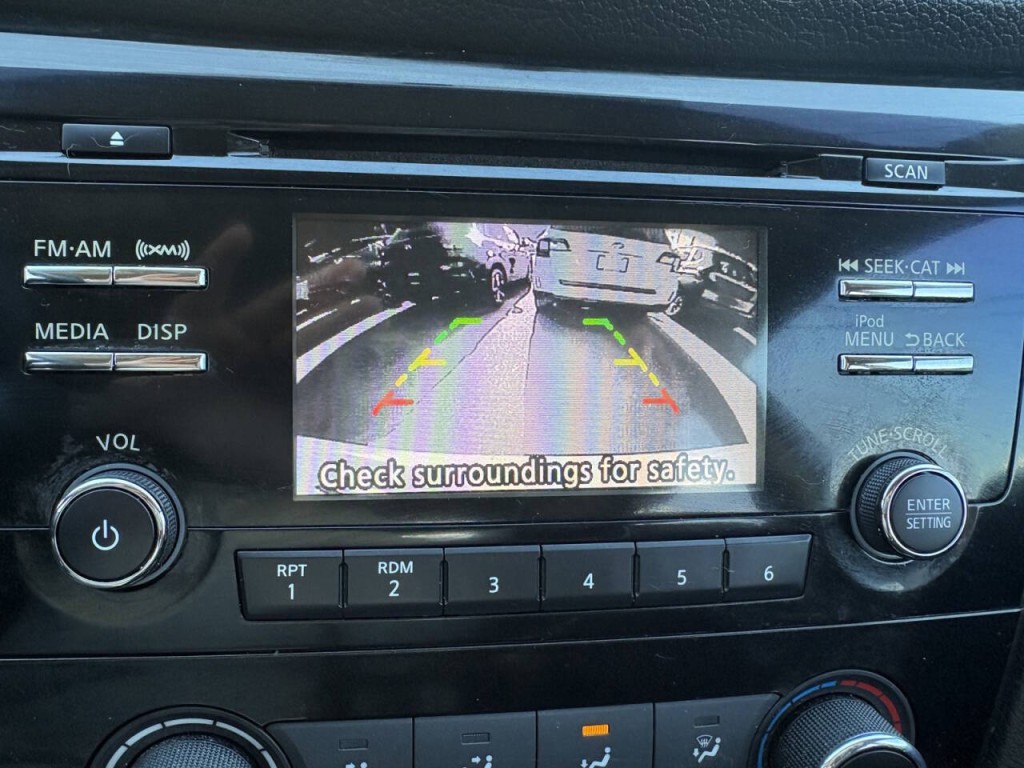 2018 Nissan Rogue Image 17