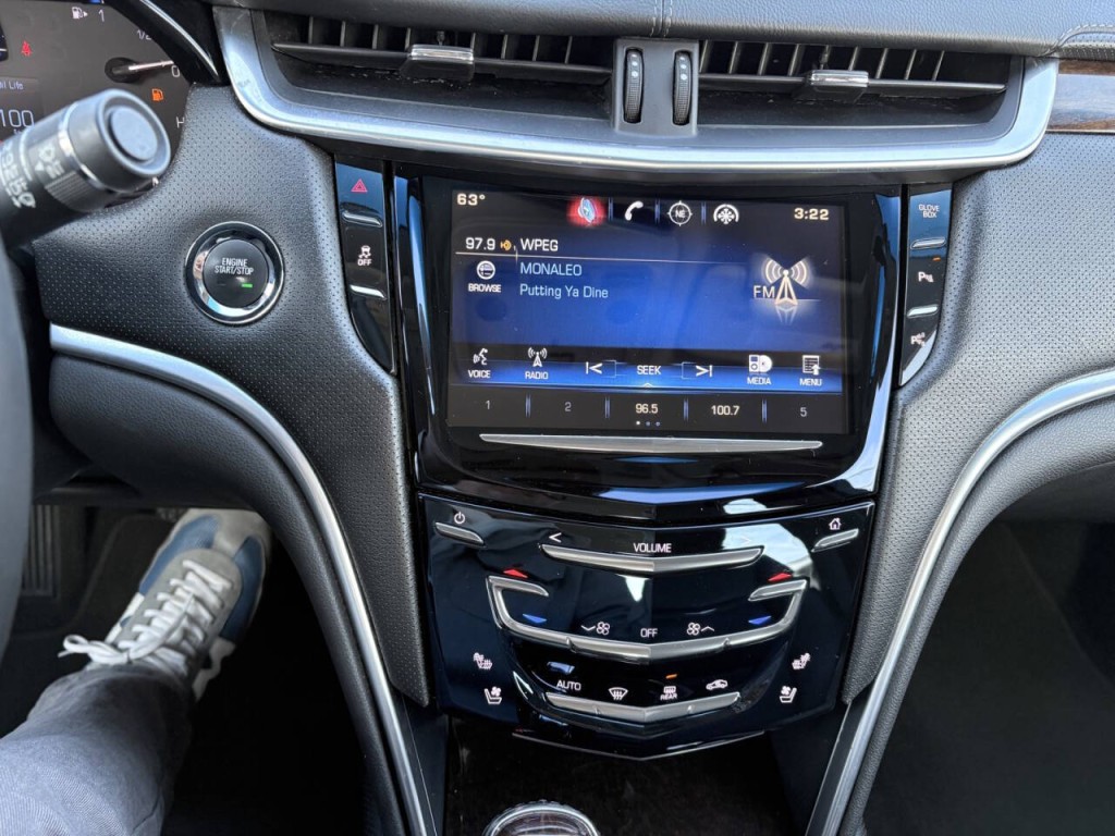 2015 Cadillac XTS Image 18