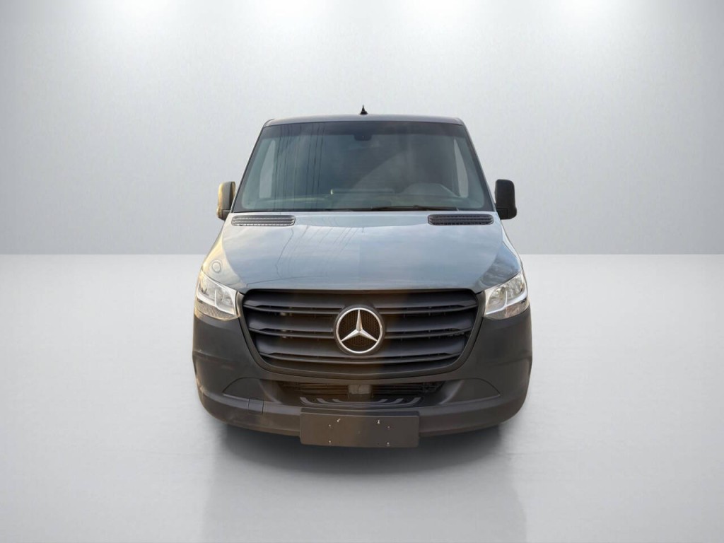 2019 Mercedes-Benz Sprinter Image 2