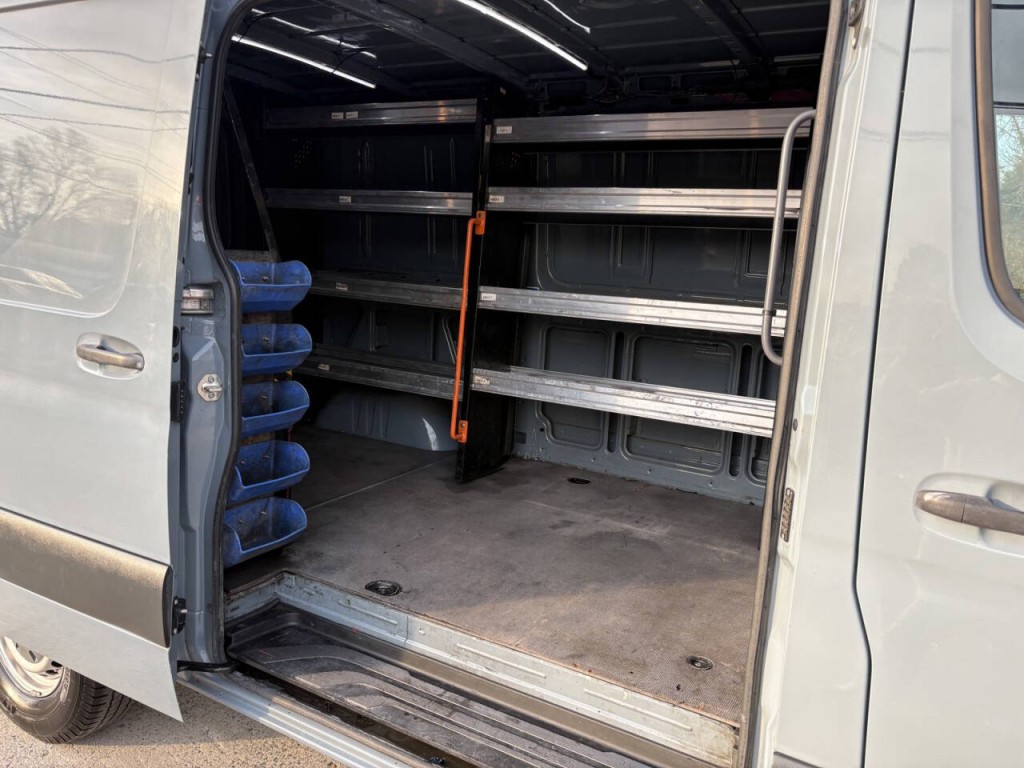 2019 Mercedes-Benz Sprinter Image 9