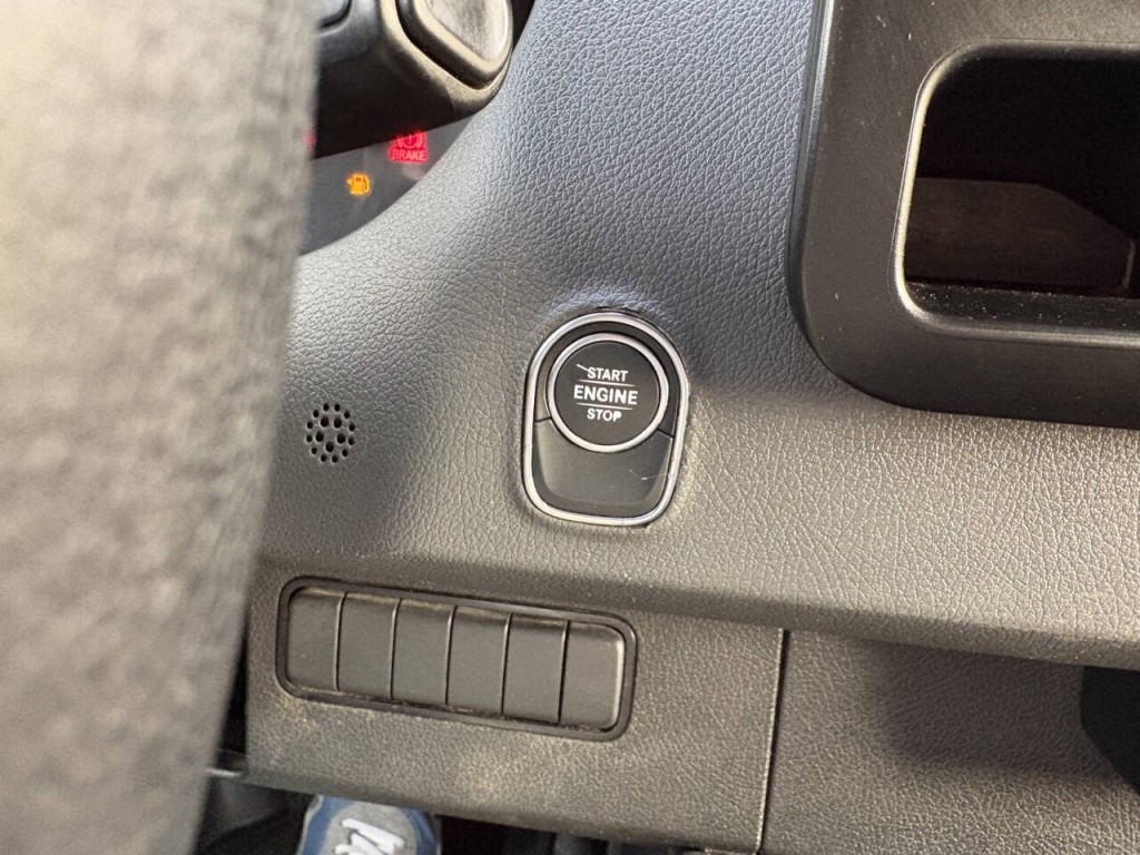 2019 Mercedes-Benz Sprinter Image 19