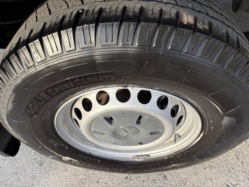 2019 Mercedes-Benz Sprinter Image 24