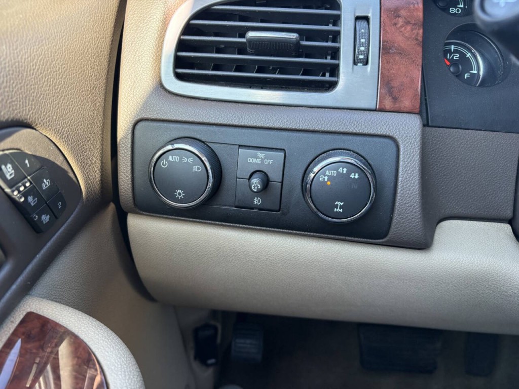 2009 Chevrolet Tahoe Image 16