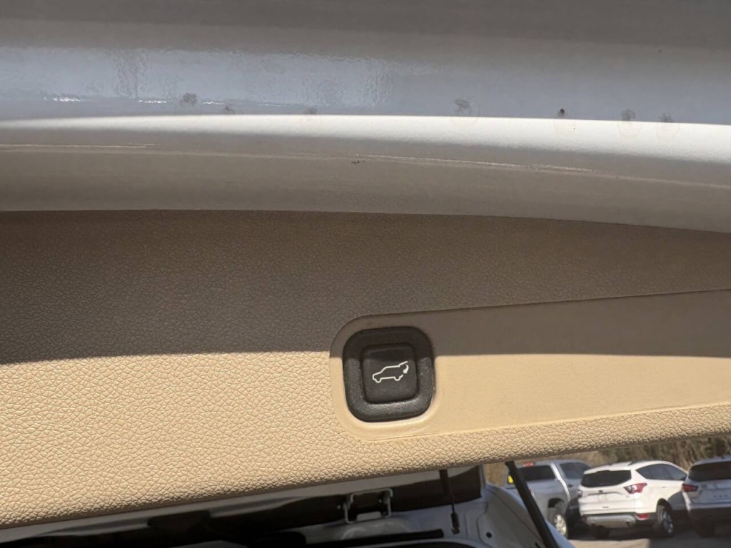 2009 Chevrolet Tahoe Image 25