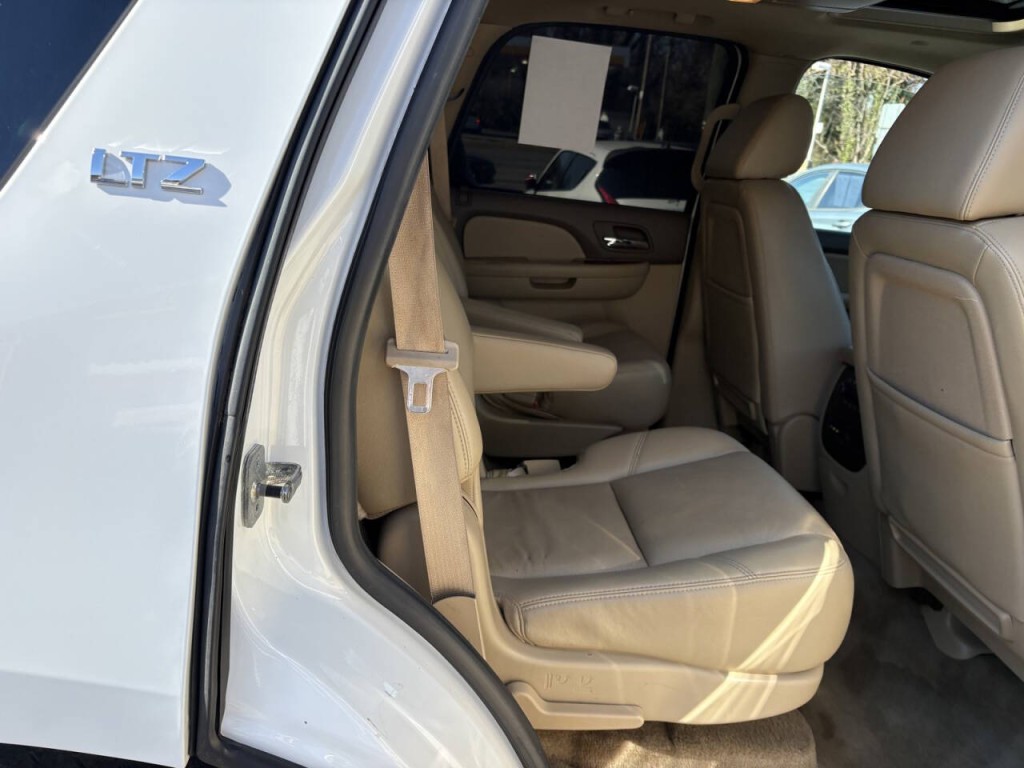 2009 Chevrolet Tahoe Image 30