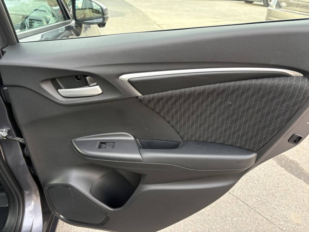 2019 Honda Fit Image 30