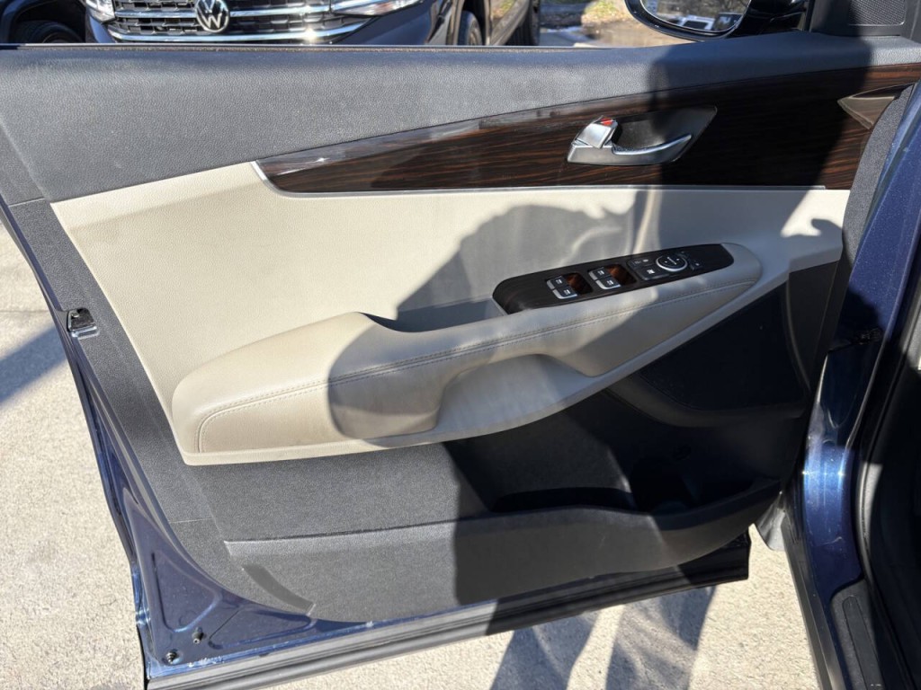 2019 Kia Sorento Image 9