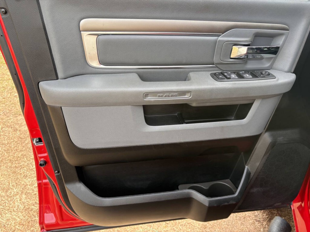 2020 RAM 1500 Image 9