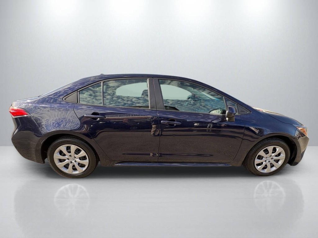 2022 Toyota Corolla Image 8