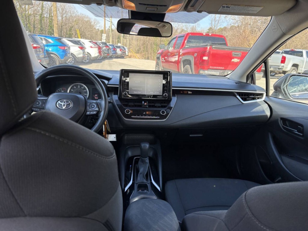 2022 Toyota Corolla Image 19