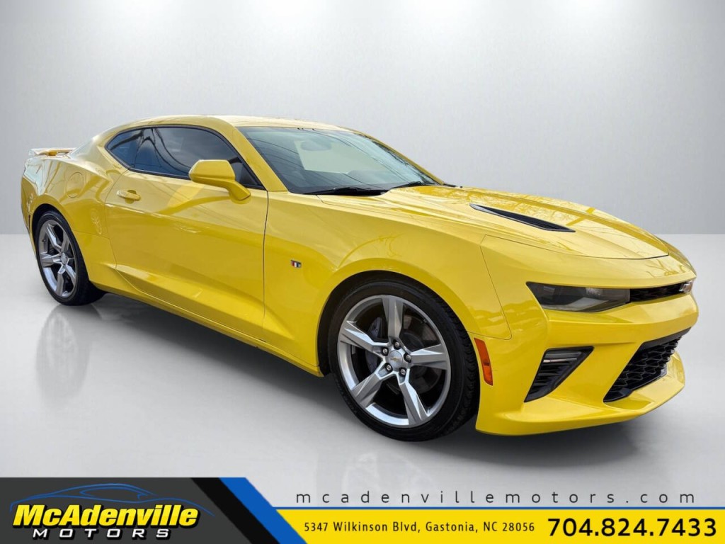 2017 Chevrolet Camaro Image 1