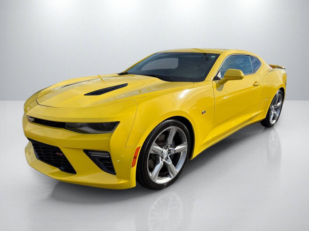 2017 Chevrolet Camaro Image 3