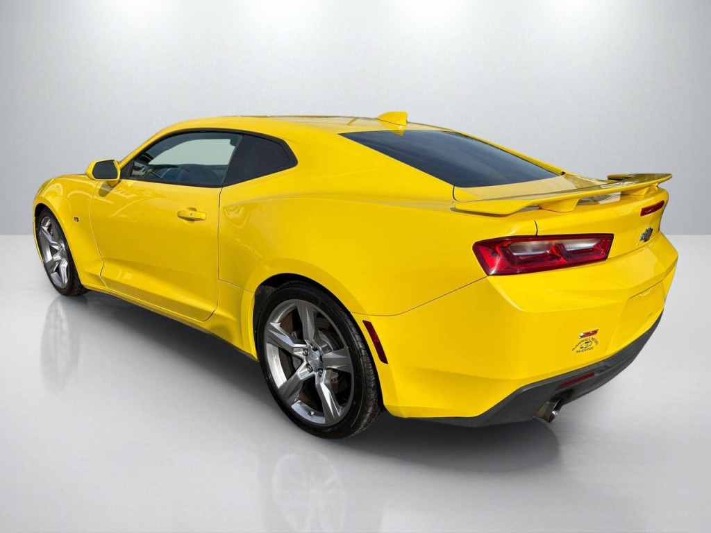 2017 Chevrolet Camaro Image 5