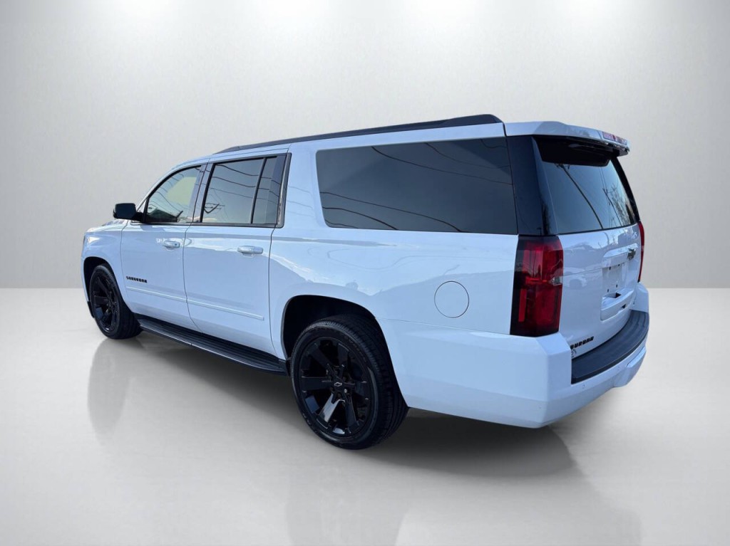 2020 Chevrolet Suburban Image 5