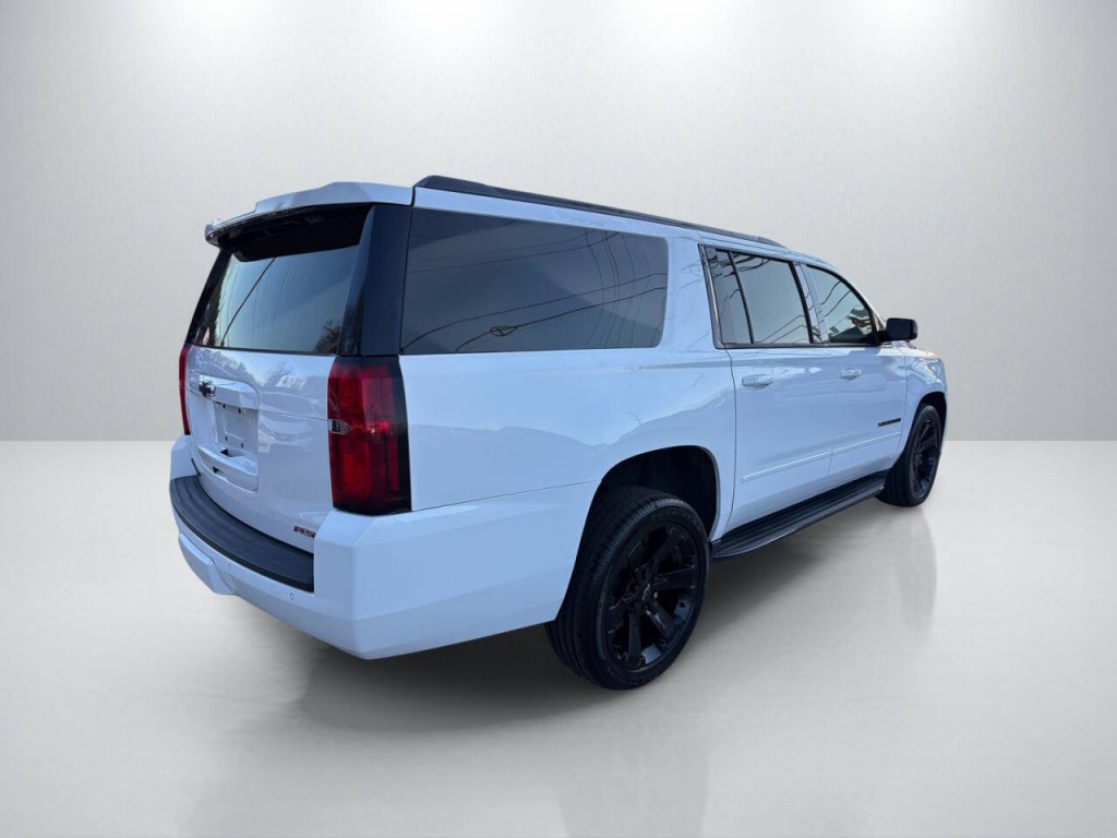 2020 Chevrolet Suburban Image 7