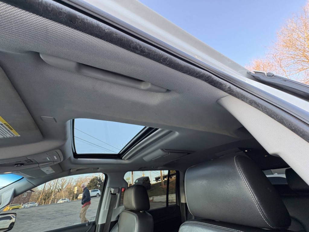 2020 Chevrolet Suburban Image 9