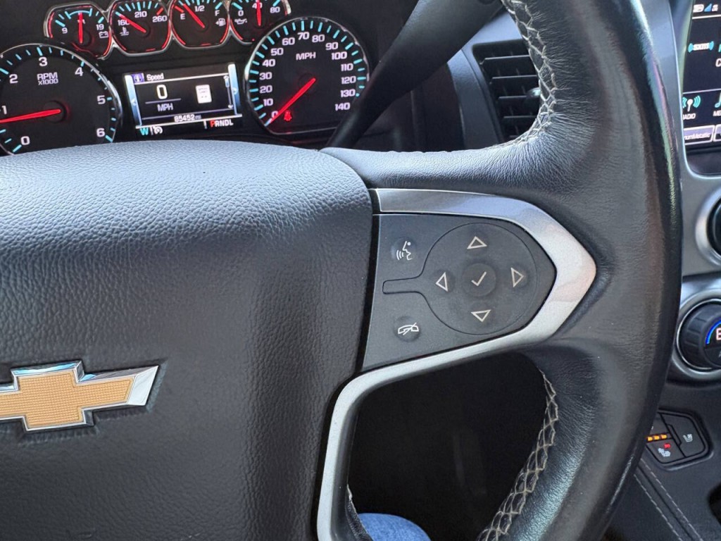 2020 Chevrolet Suburban Image 15