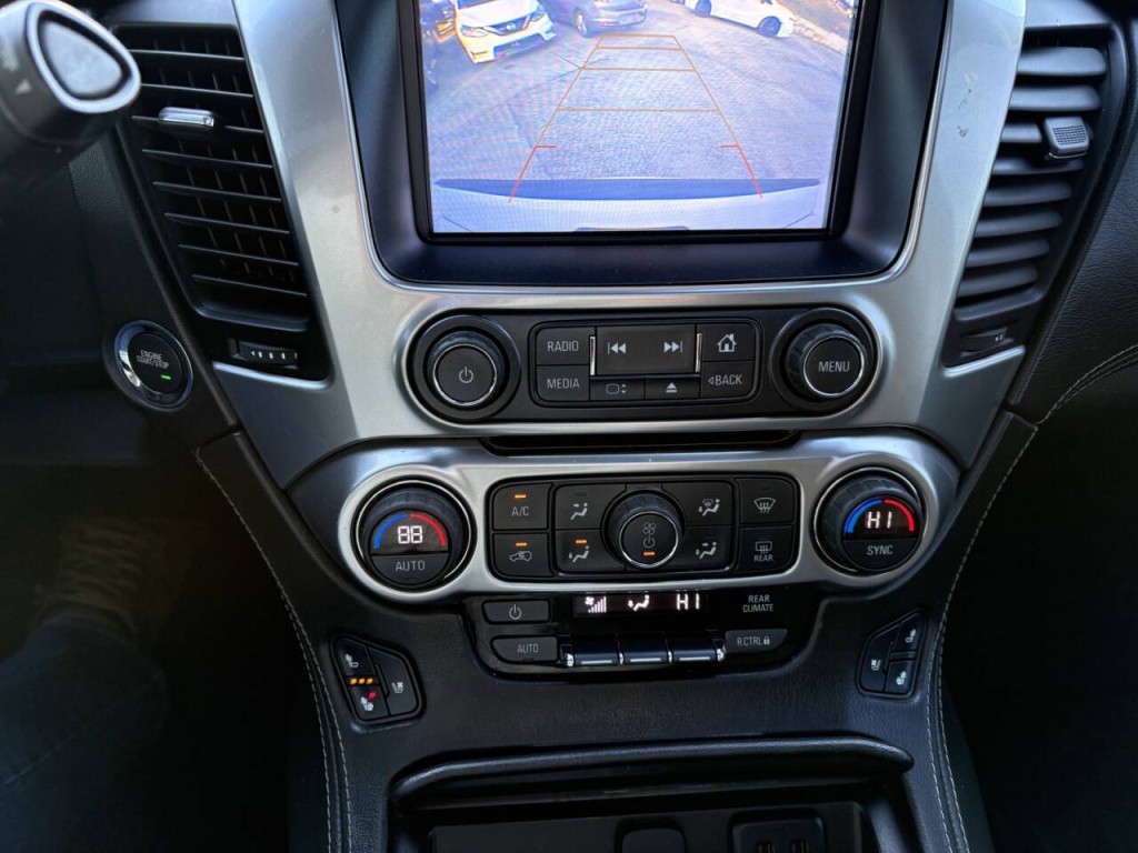 2020 Chevrolet Suburban Image 21